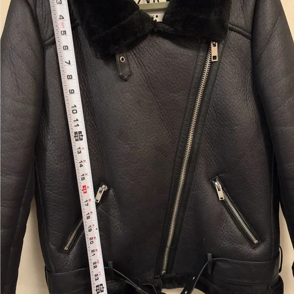 Zara Women's Black Faux Shearling Bomber Jacket - Picture 7 of 9